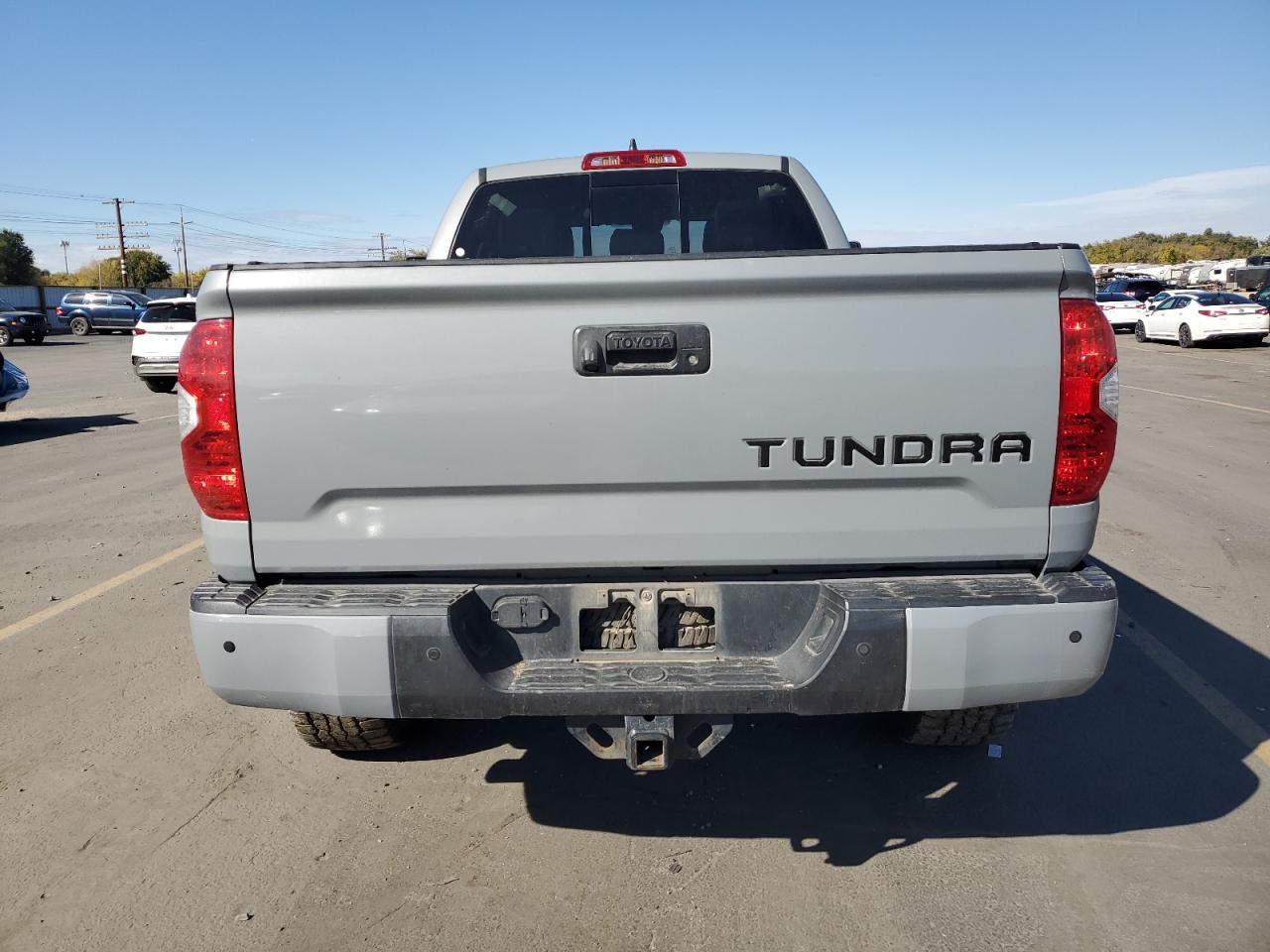 TOYOTA TUNDRA DOUBLE CAB LIMITED