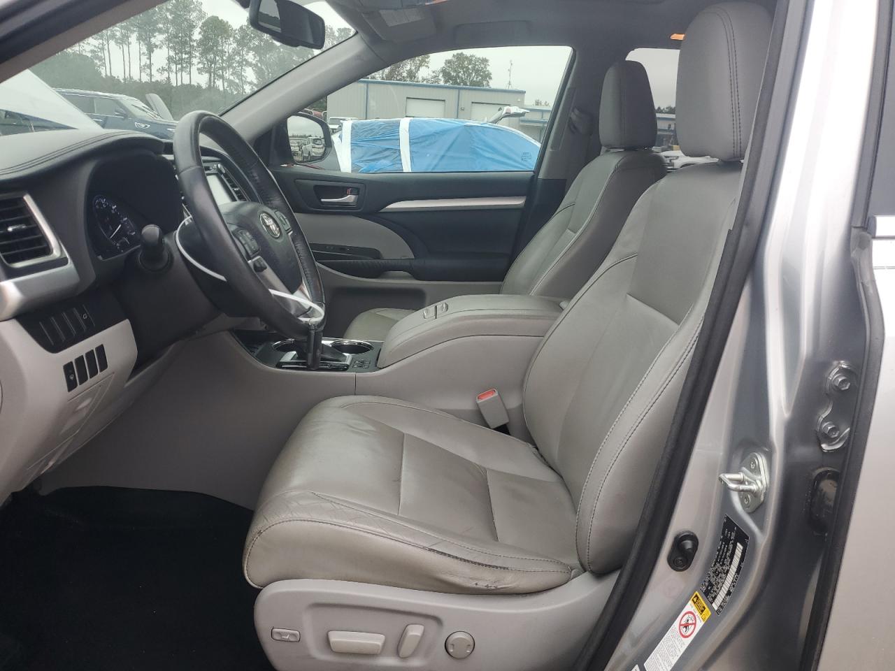 TOYOTA HIGHLANDER XLE