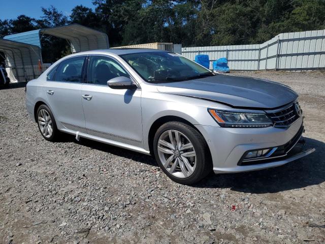 2017 VOLKSWAGEN PASSAT SEL 1VWCT7A33HC062277