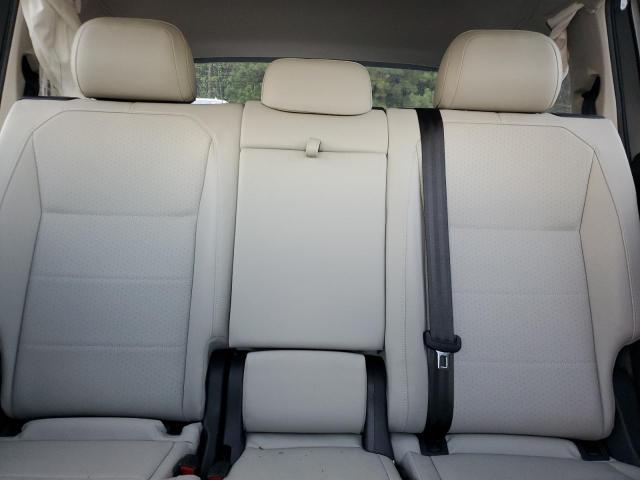 2018 VOLKSWAGEN TIGUAN SE - 3VV2B7AX4JM221964