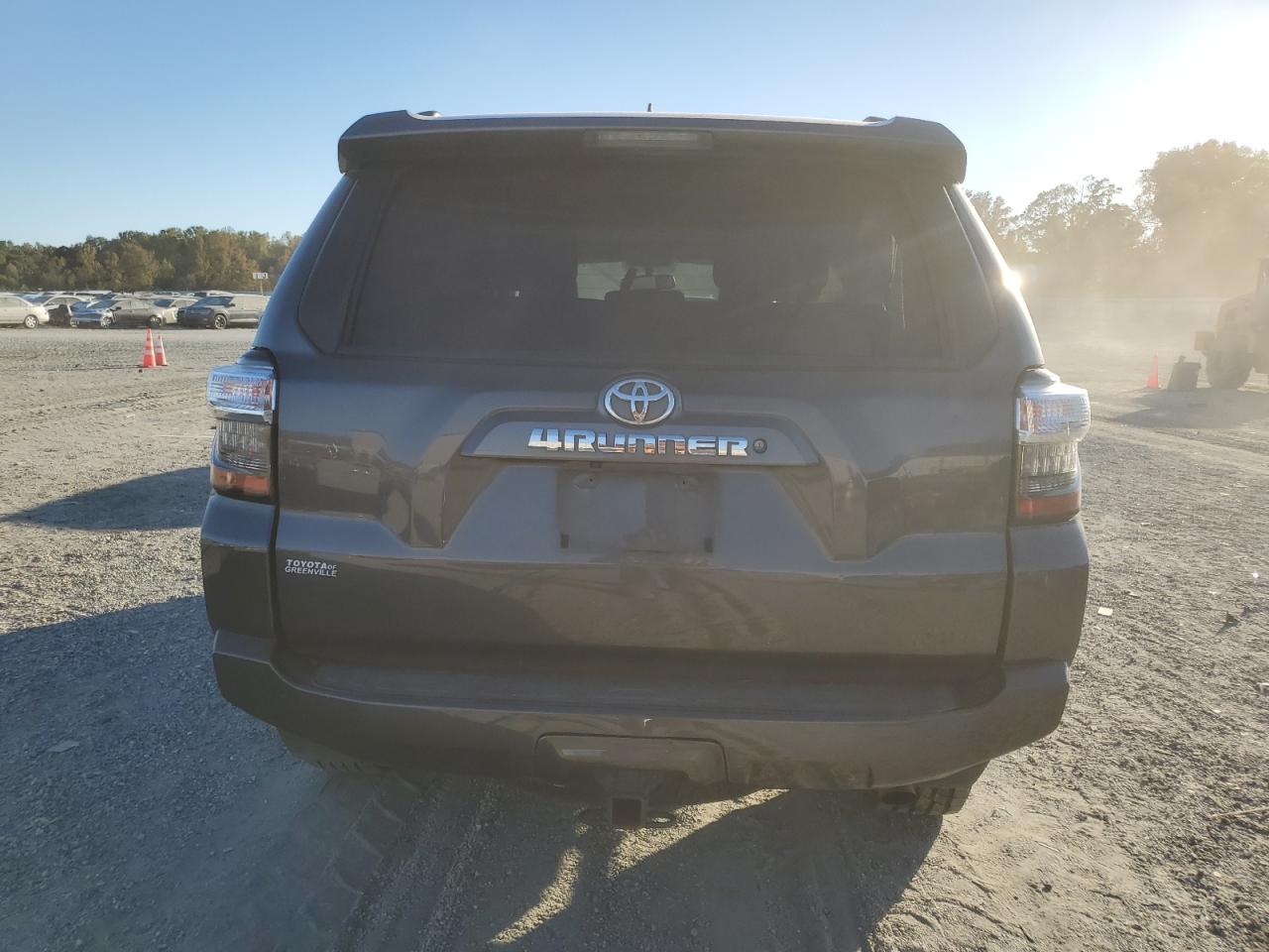 TOYOTA 4RUNNER SR5