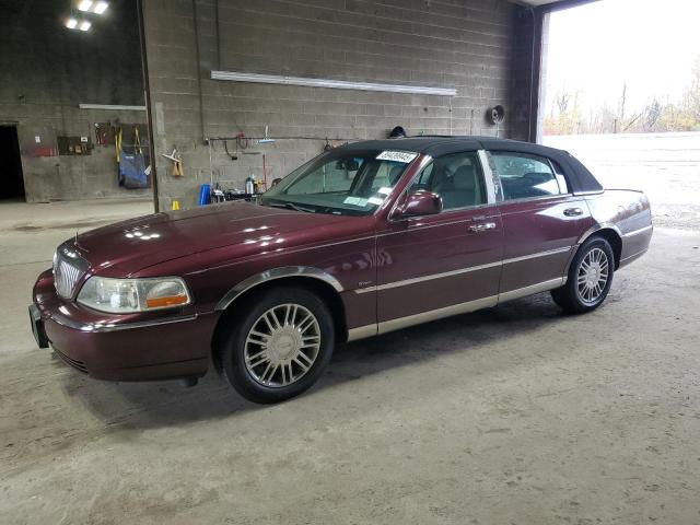LINCOLN TOWN CAR D
