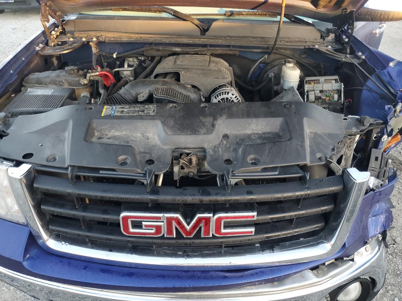 GMC SIERRA C1500 SLE