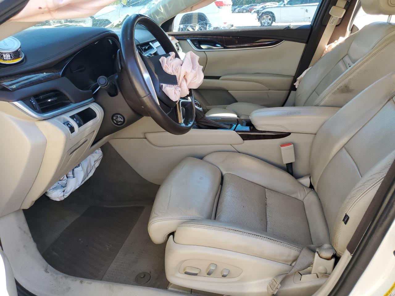 CADILLAC XTS LUXURY COLLECTION