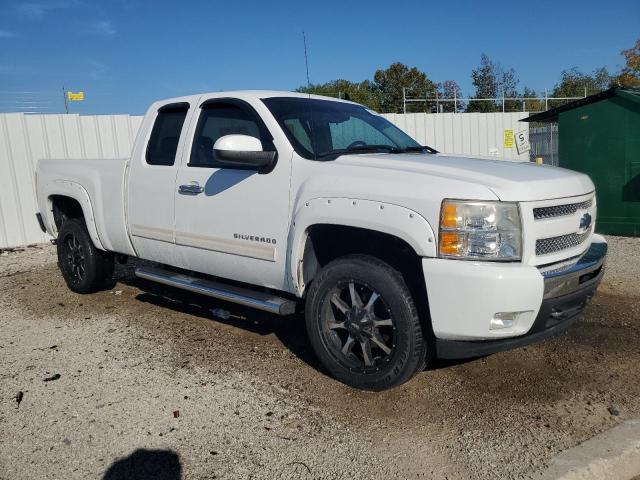 2010 CHEVROLET SILVERADO - 1GCSKSE35AZ255631