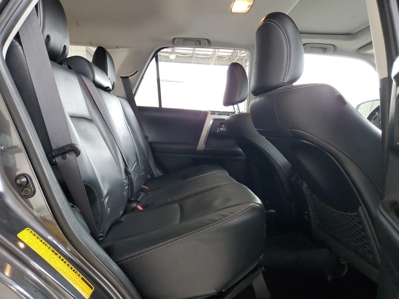 TOYOTA 4RUNNER SR5/SR5 PREMIUM