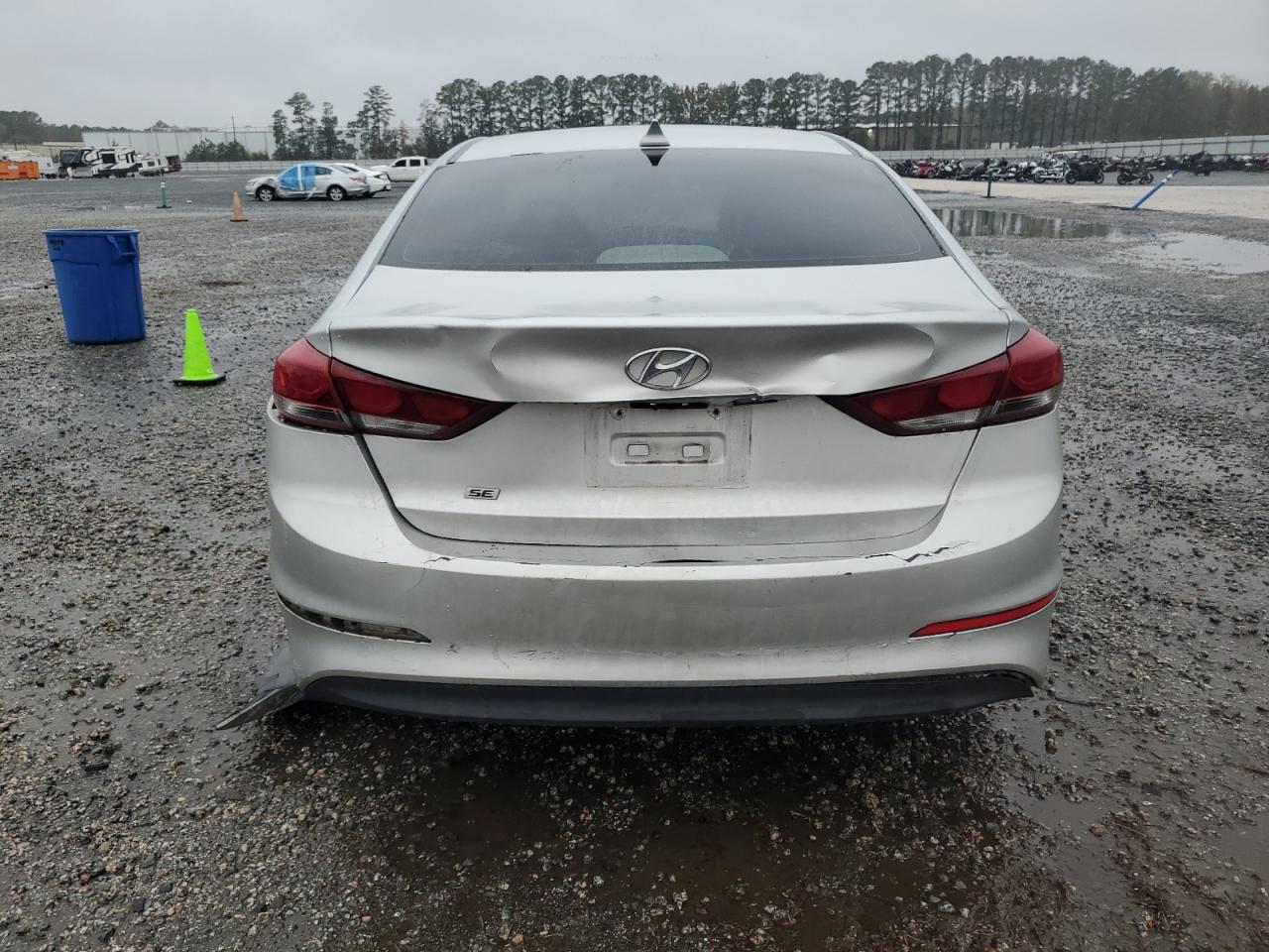 Lot #3301854960 2017 HYUNDAI ELANTRA SE