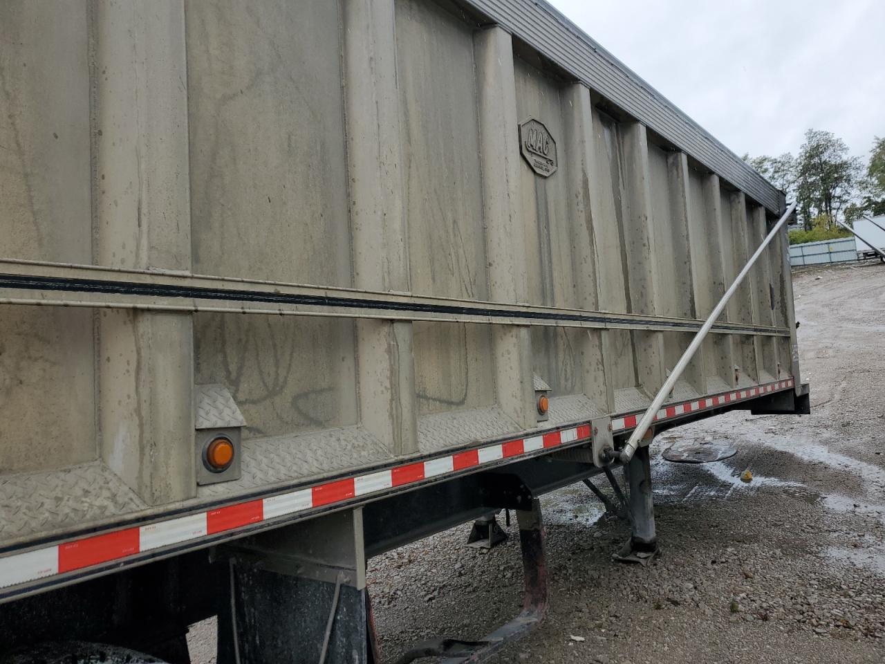 Lot #3291398132 2005 MAC UNKNOWN