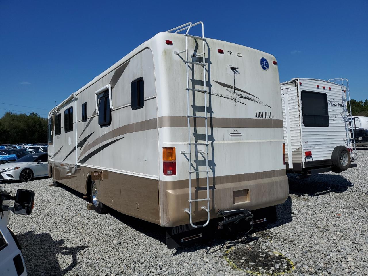 Lot #3291221977 2002 WORKHORSE CUSTOM CHASSIS MOTORHOME