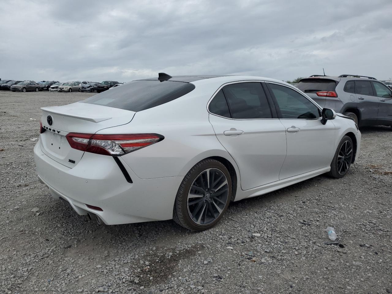 TOYOTA CAMRY XSE