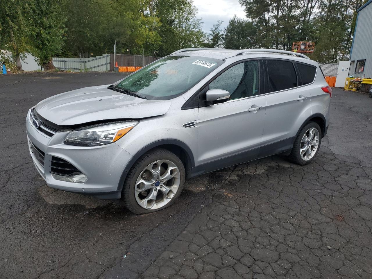 FORD ESCAPE TITANIUM