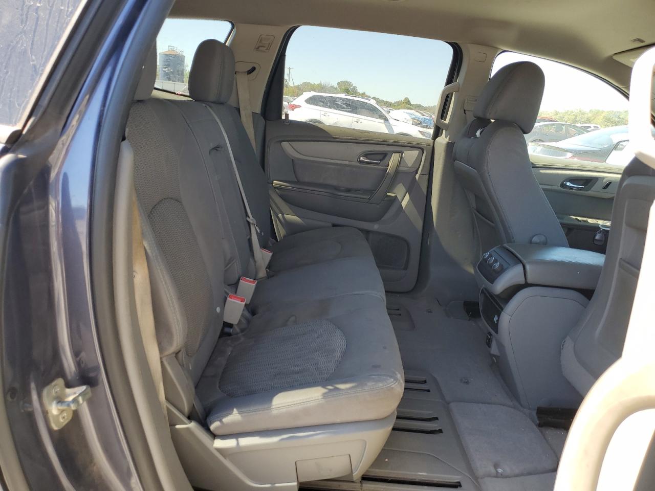 CHEVROLET TRAVERSE LS