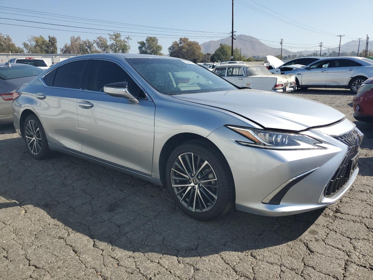 LEXUS ES 300H BASE