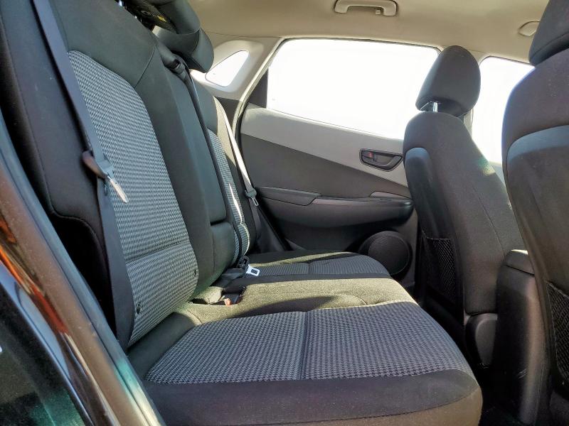 2019 HYUNDAI KONA SE KM8K12AAXKU326128