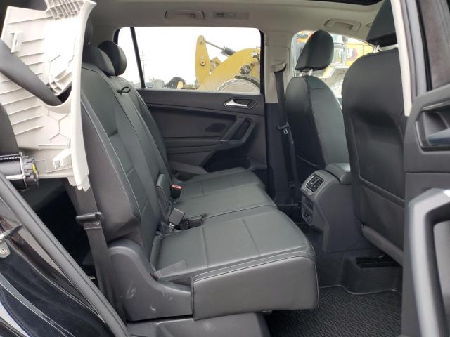 2018 VOLKSWAGEN TIGUAN SE 3VV2B7AX2JM177138