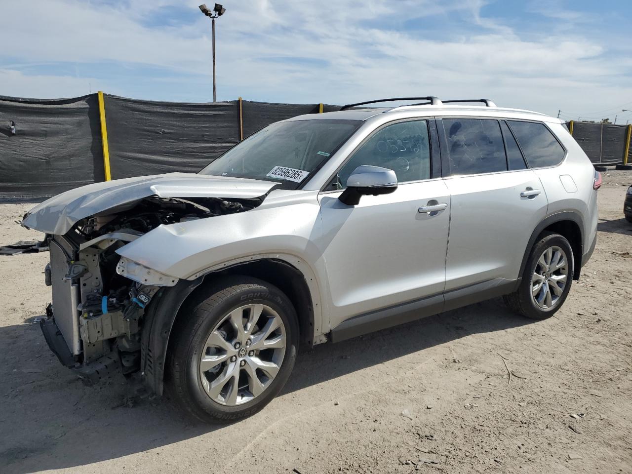 TOYOTA HIGHLANDER XLE