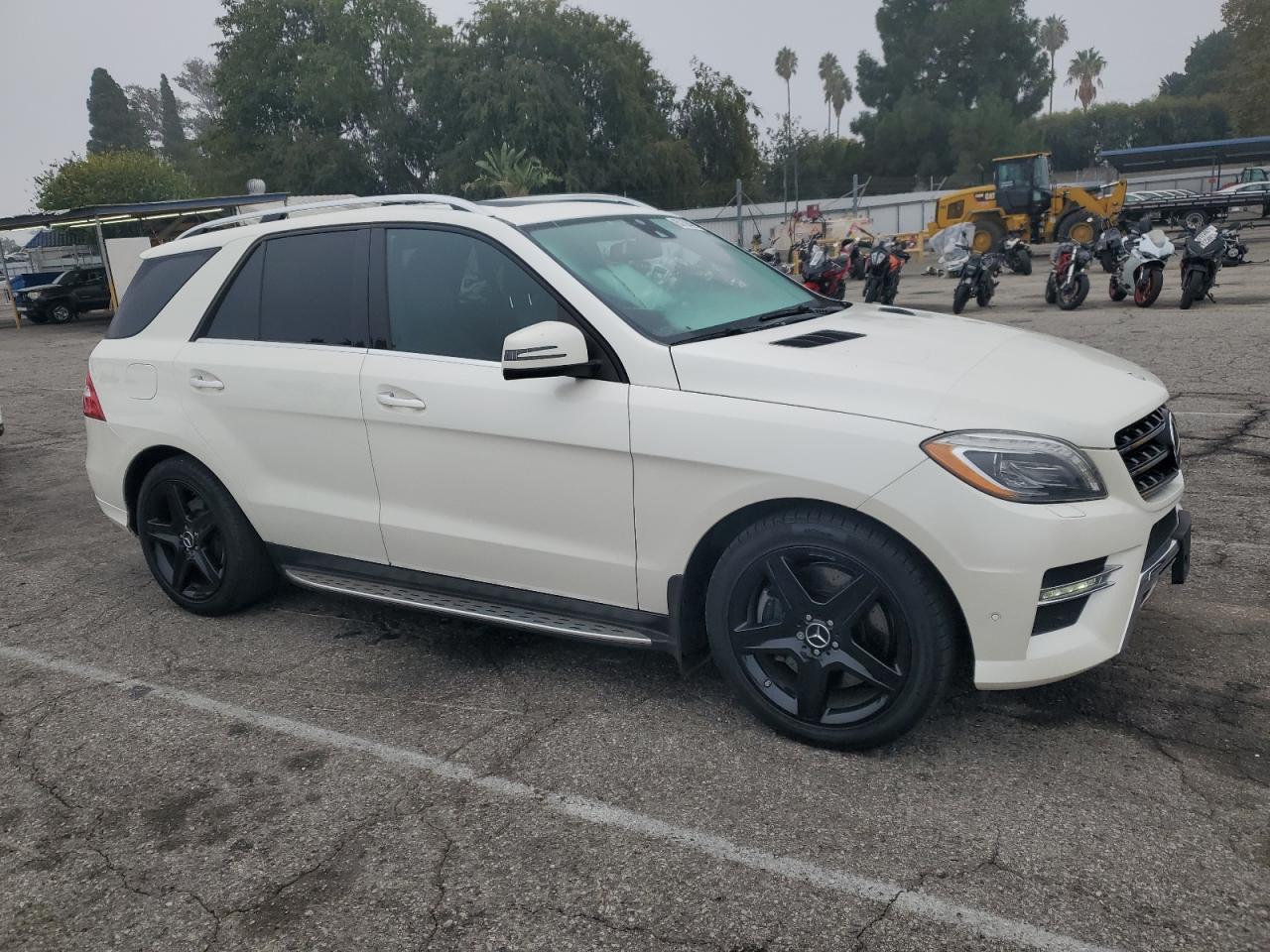 MERCEDES-BENZ M-CLASS 550 4MATIC