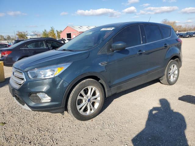 Global Auto Auctions: 2019 FORD ESCAPE SE
