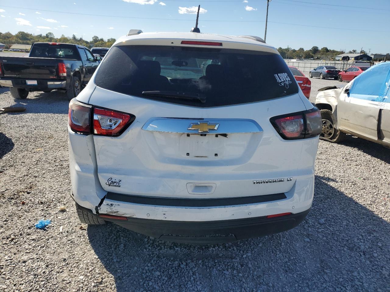 CHEVROLET TRAVERSE LT