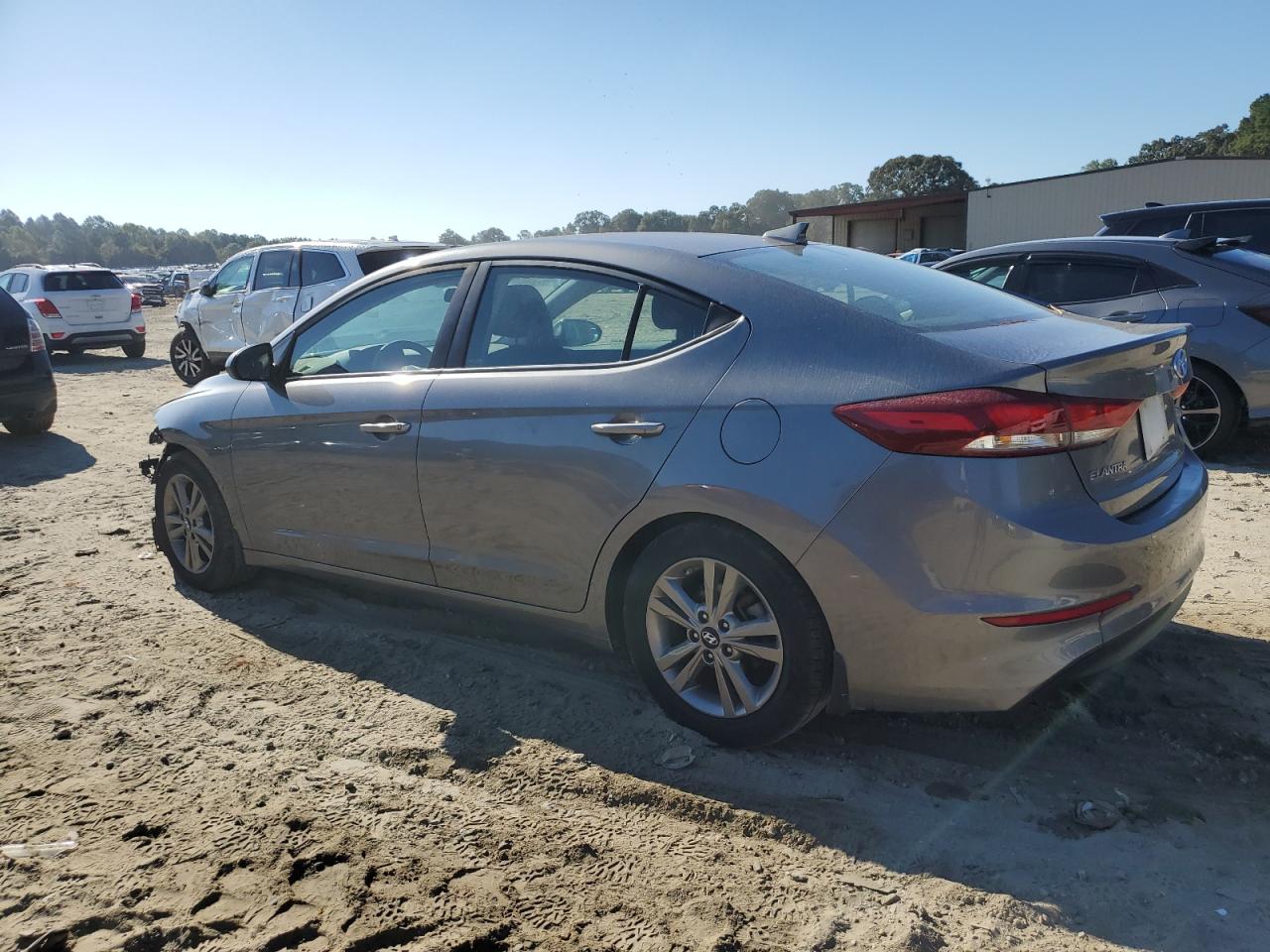 Lot #3315962143 2018 HYUNDAI ELANTRA SEL