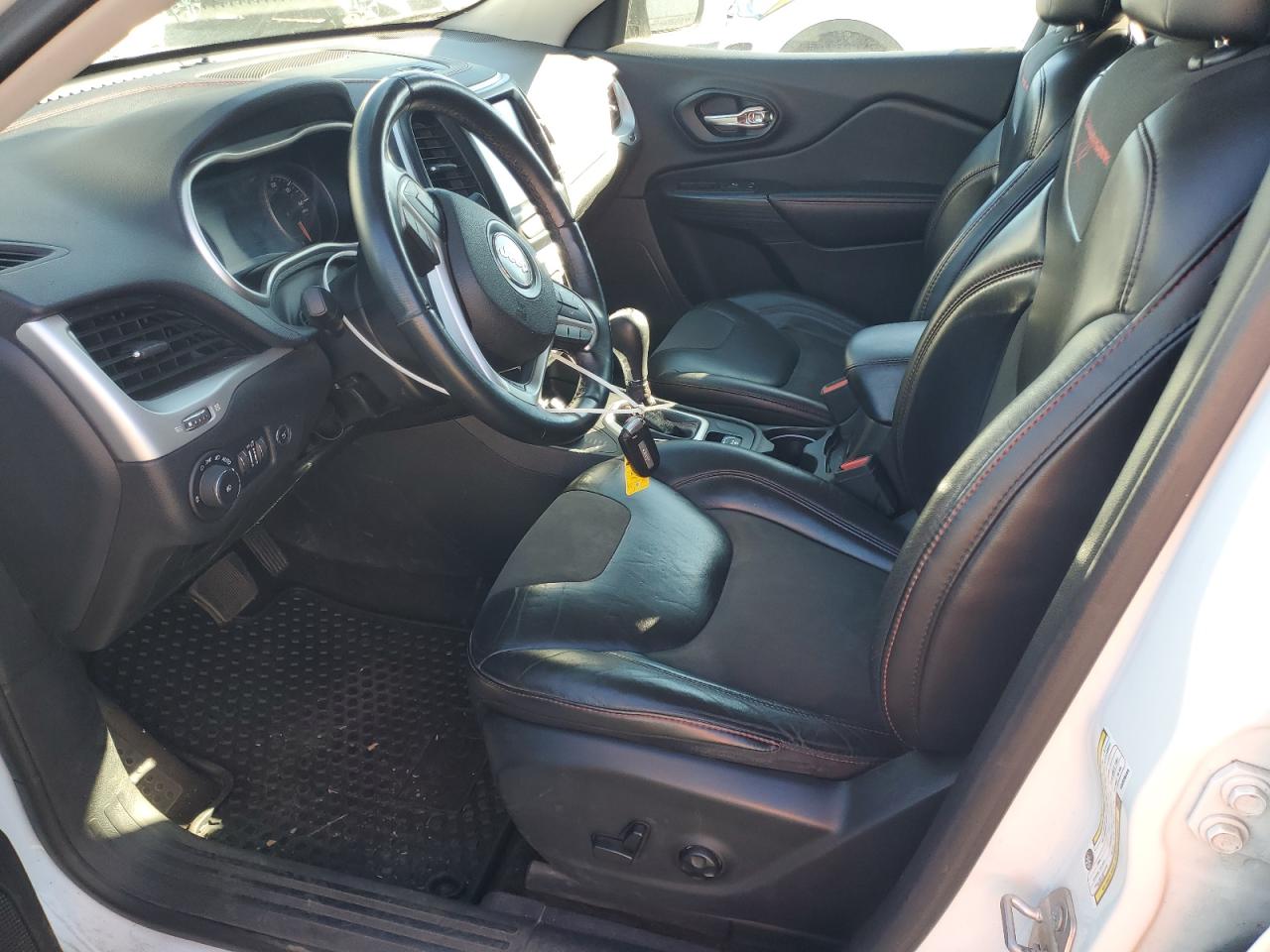 JEEP CHEROKEE TRAILHAWK