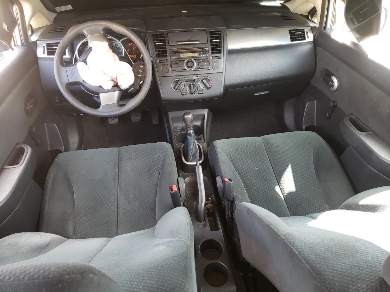 NISSAN VERSA S
