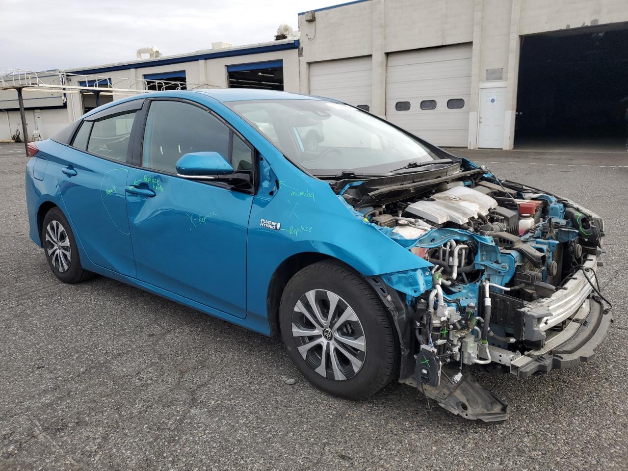 TOYOTA PRIUS PRIME LE