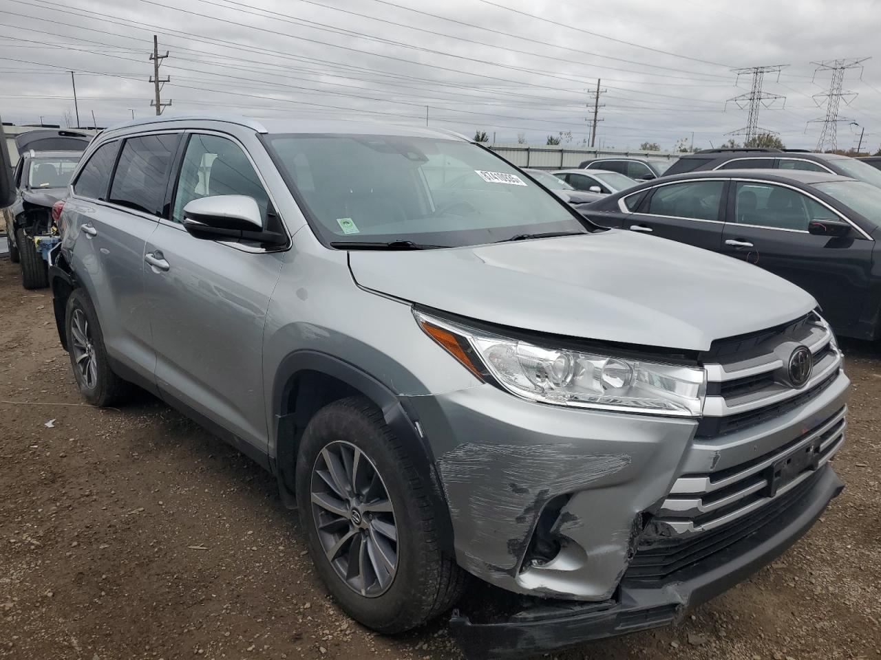 TOYOTA HIGHLANDER SE