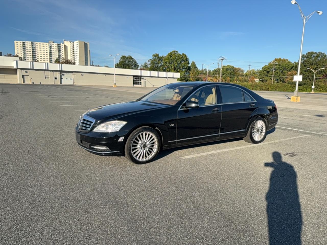 MERCEDES-BENZ S-CLASS 600