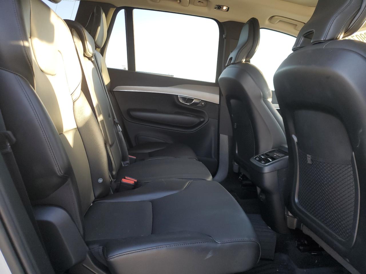 VOLVO XC90 T5 MOMENTUM