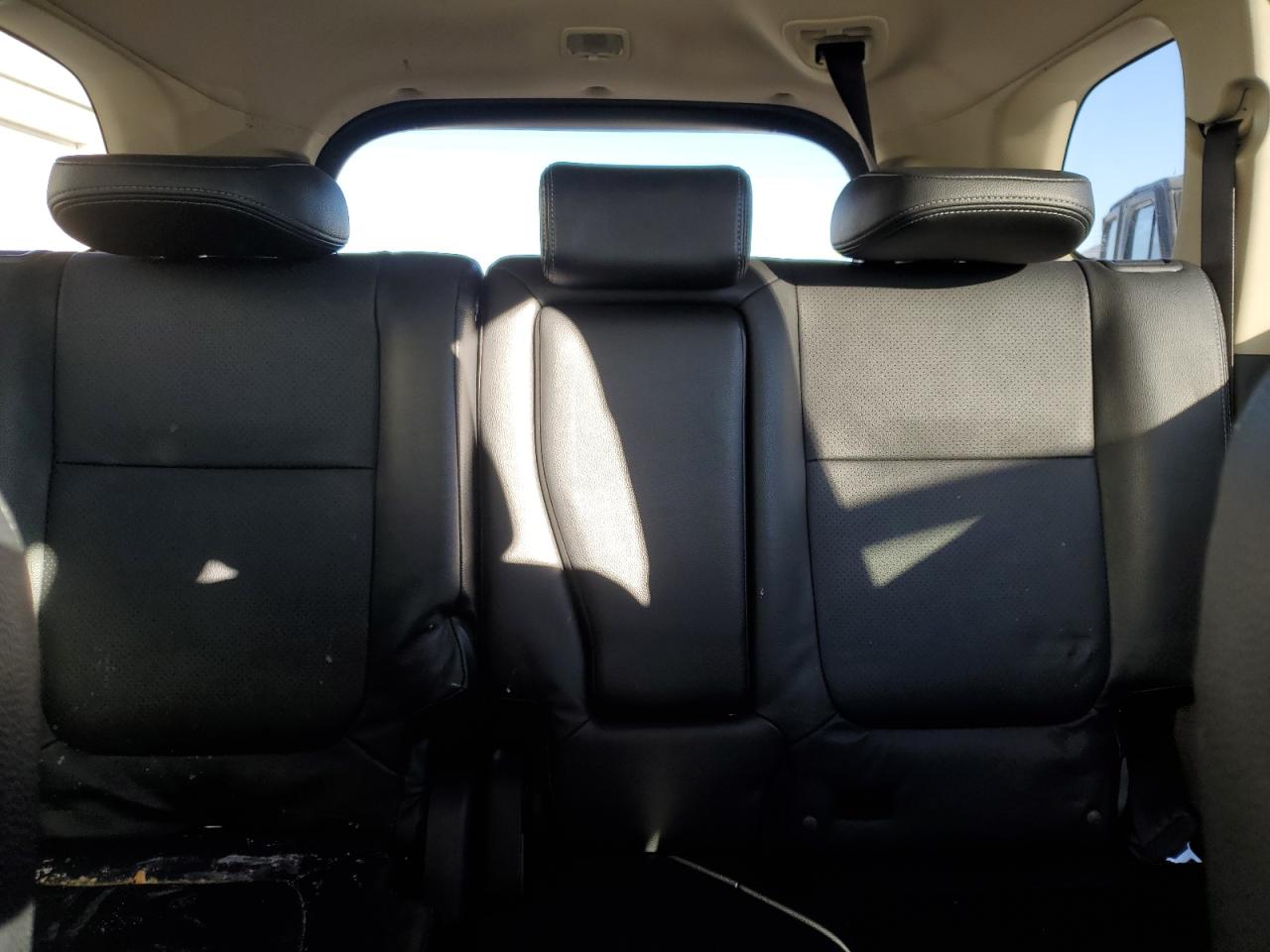 MITSUBISHI OUTLANDER SE