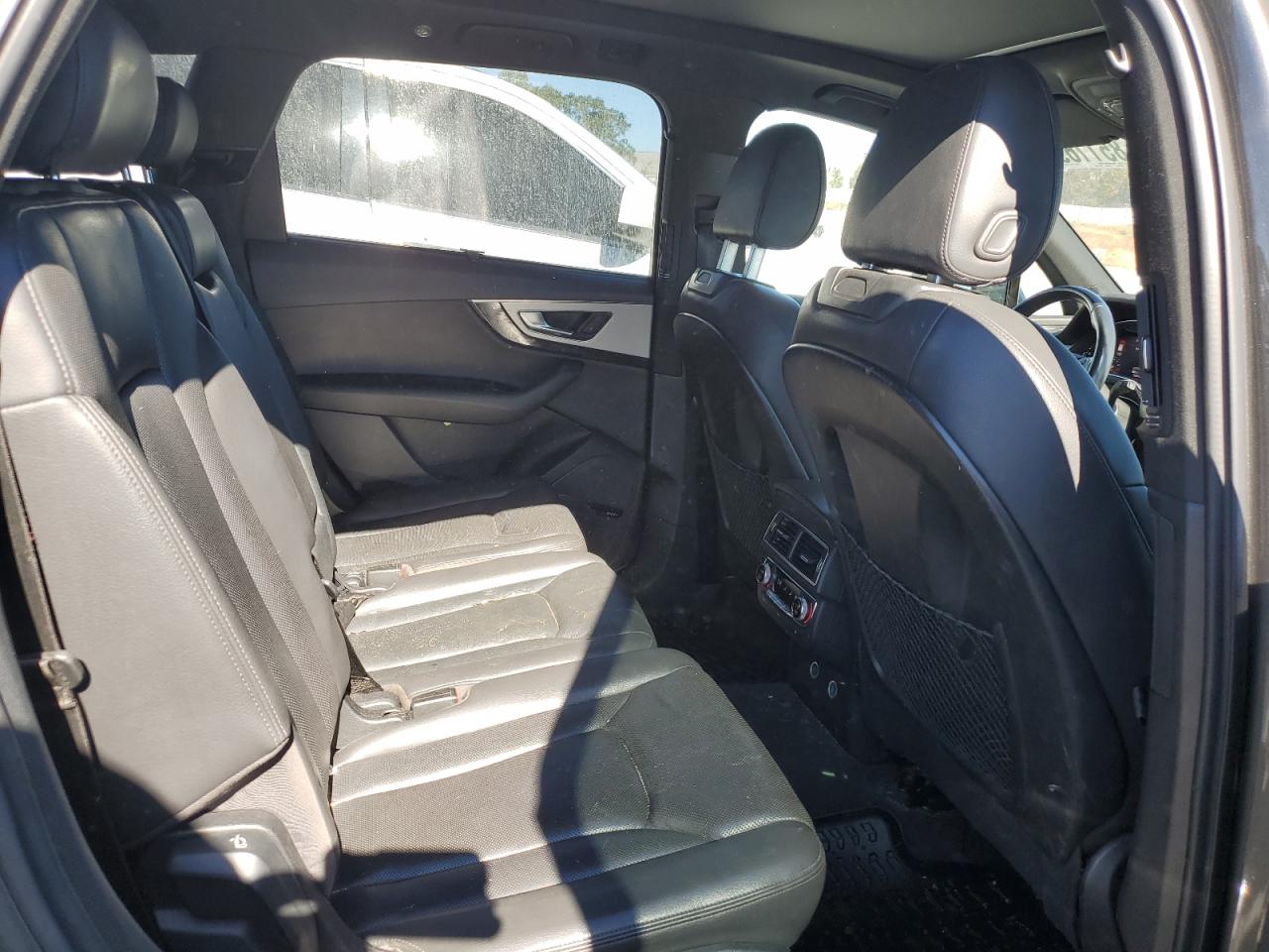 AUDI Q7 PREMIUM PLUS