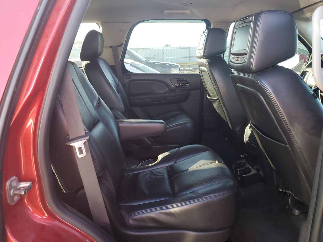 CHEVROLET TAHOE K1500 LT