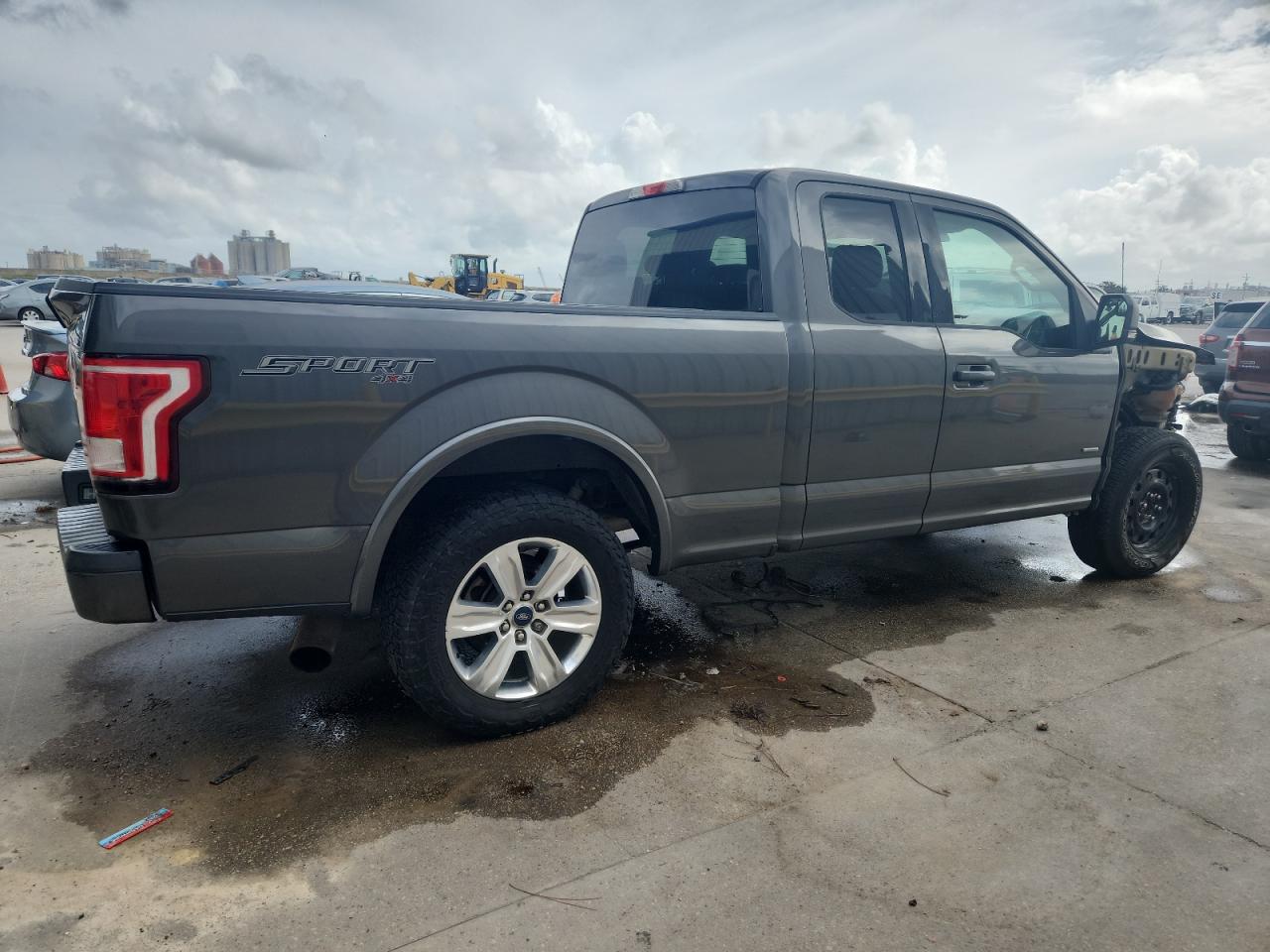 FORD F-150 SUPER CAB