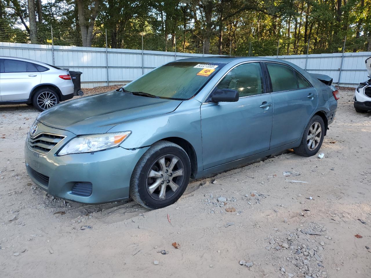 TOYOTA CAMRY BASE