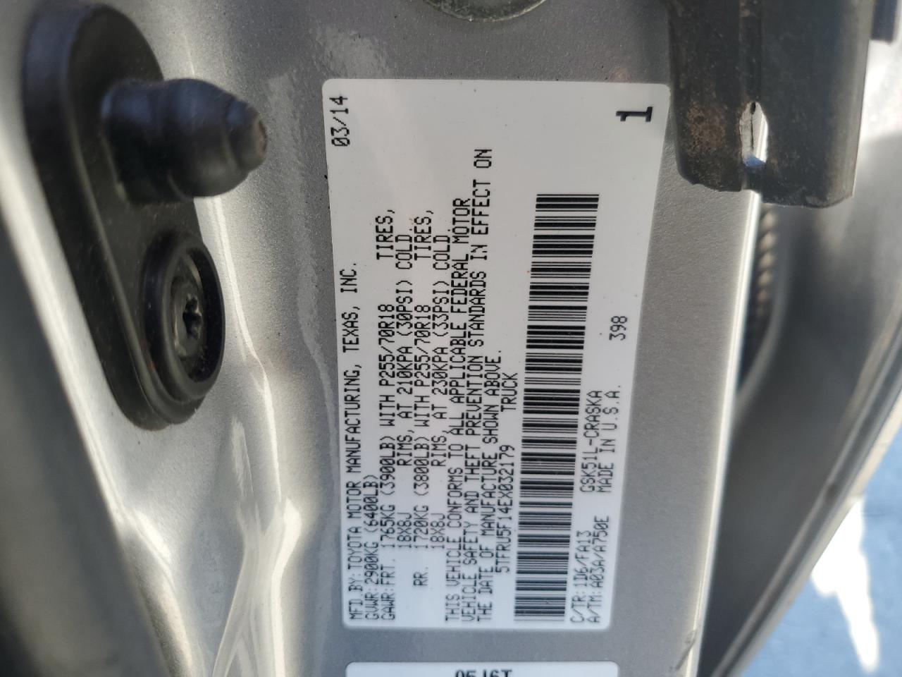 TOYOTA TUNDRA DOUBLE CAB SR