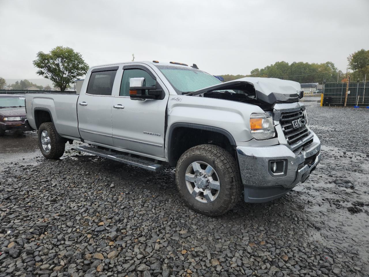 GMC SIERRA K2500 SLT