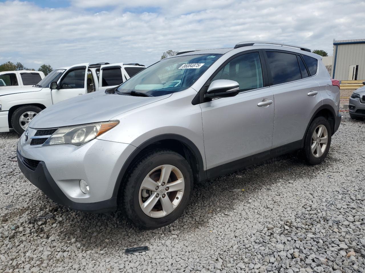TOYOTA RAV4 XLE