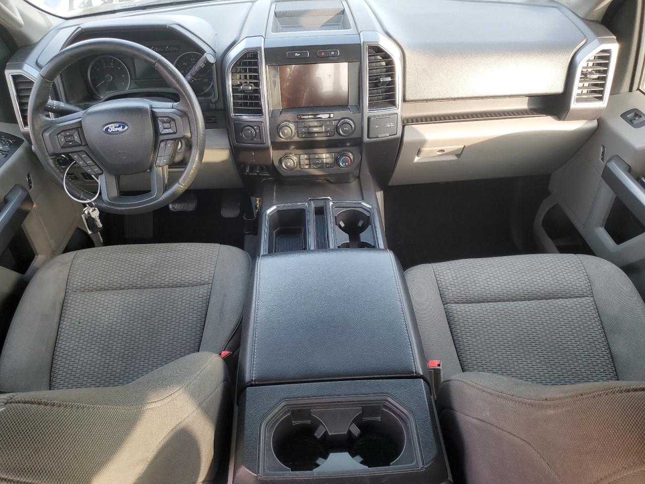 FORD F-150 SUPERCREW