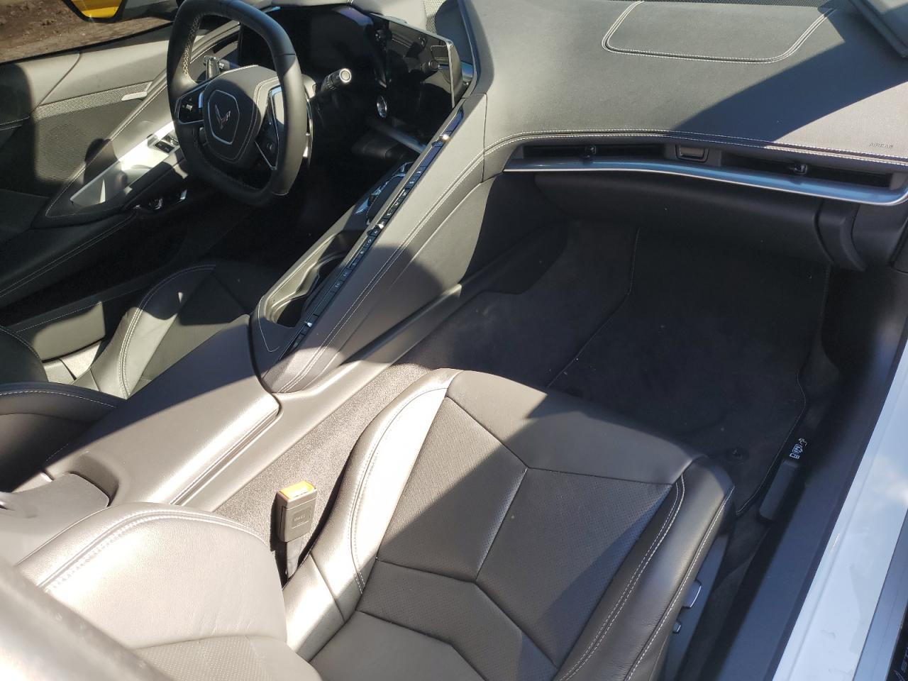 CHEVROLET CORVETTE STINGRAY 1LT