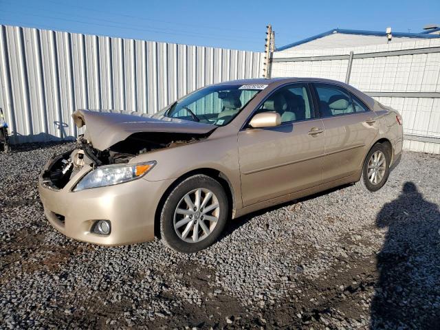 TOYOTA CAMRY BASE