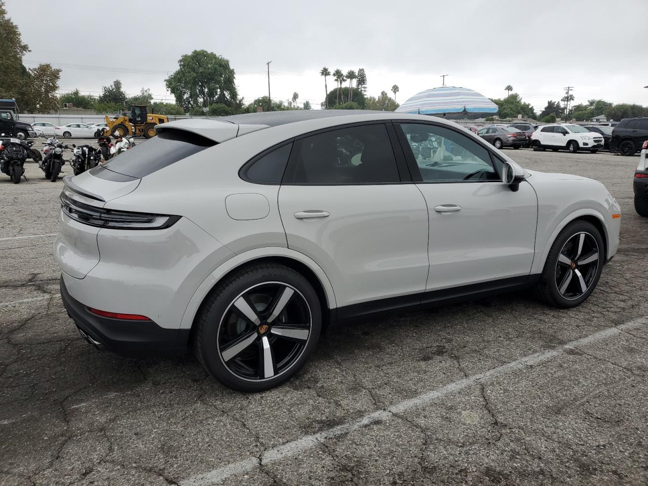 PORSCHE CAYENNE COUPE