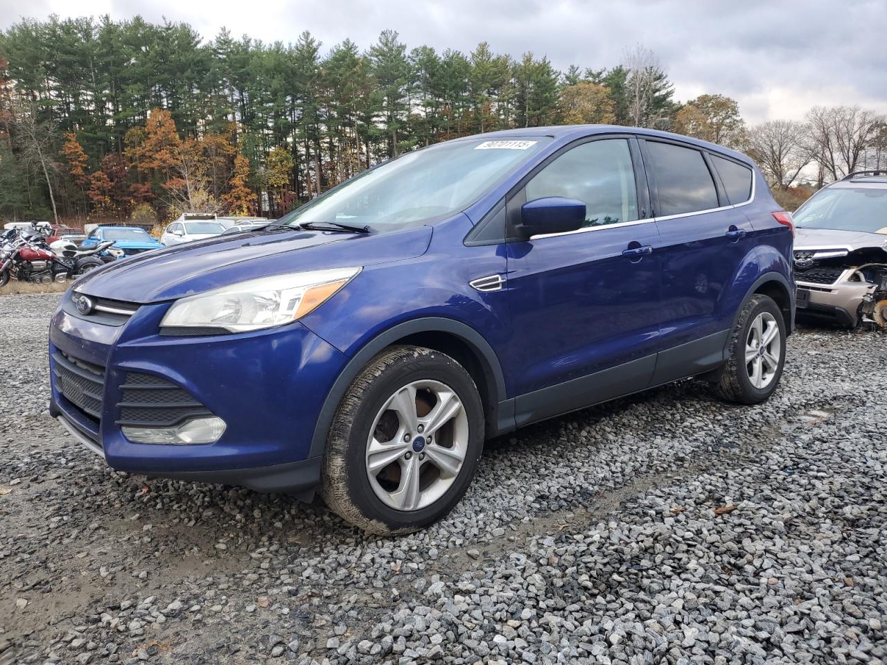 FORD ESCAPE SE