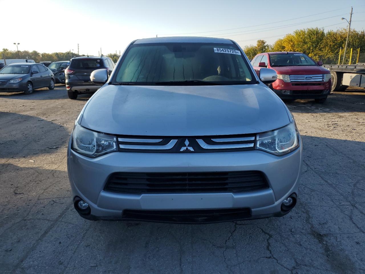 MITSUBISHI OUTLANDER SE
