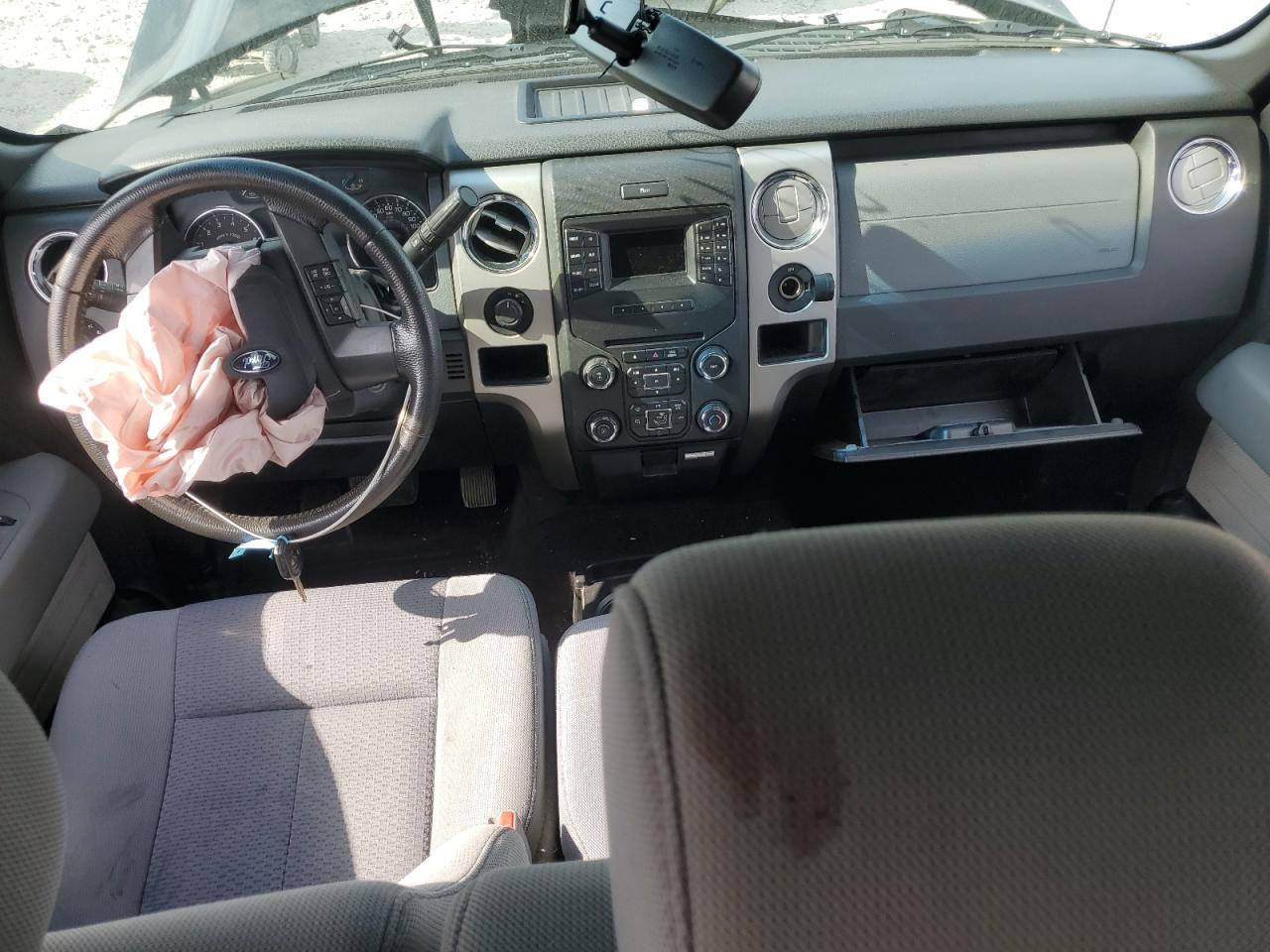 FORD F-150 SUPER CAB