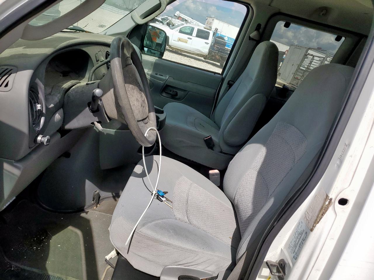 Lot #3311493287 2006 FORD E350 SUPER