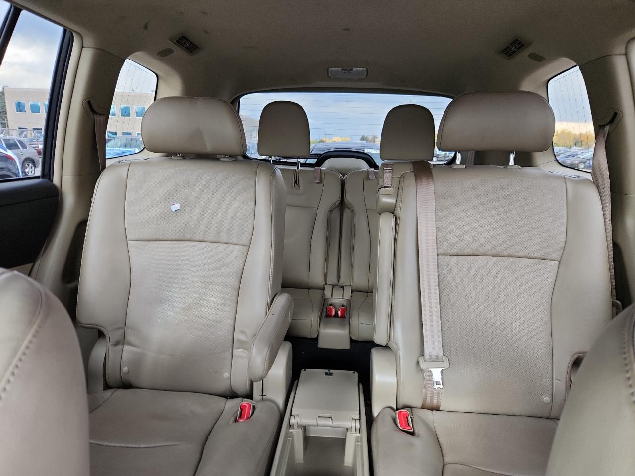 TOYOTA HIGHLANDER LIMITED