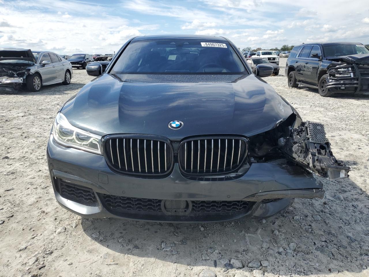 BMW 7 SERIES I