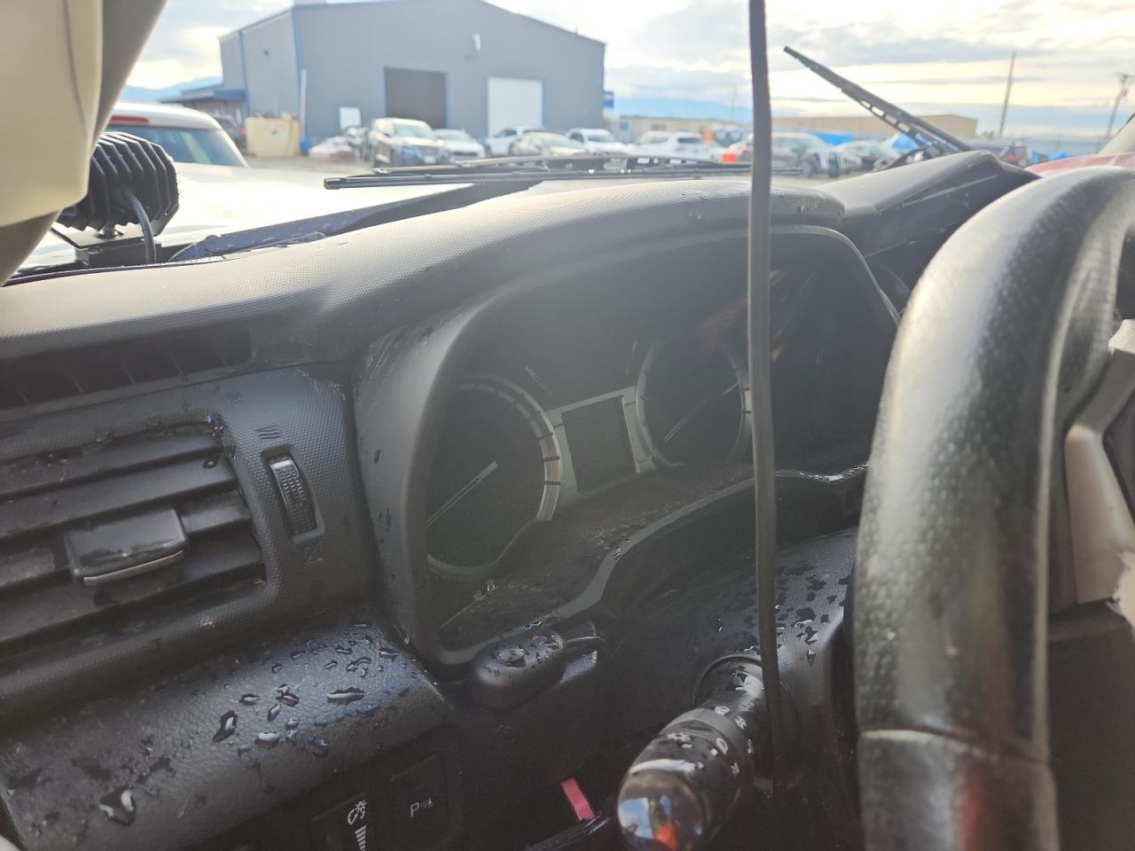 TOYOTA 4RUNNER SR5/SR5 PREMIUM