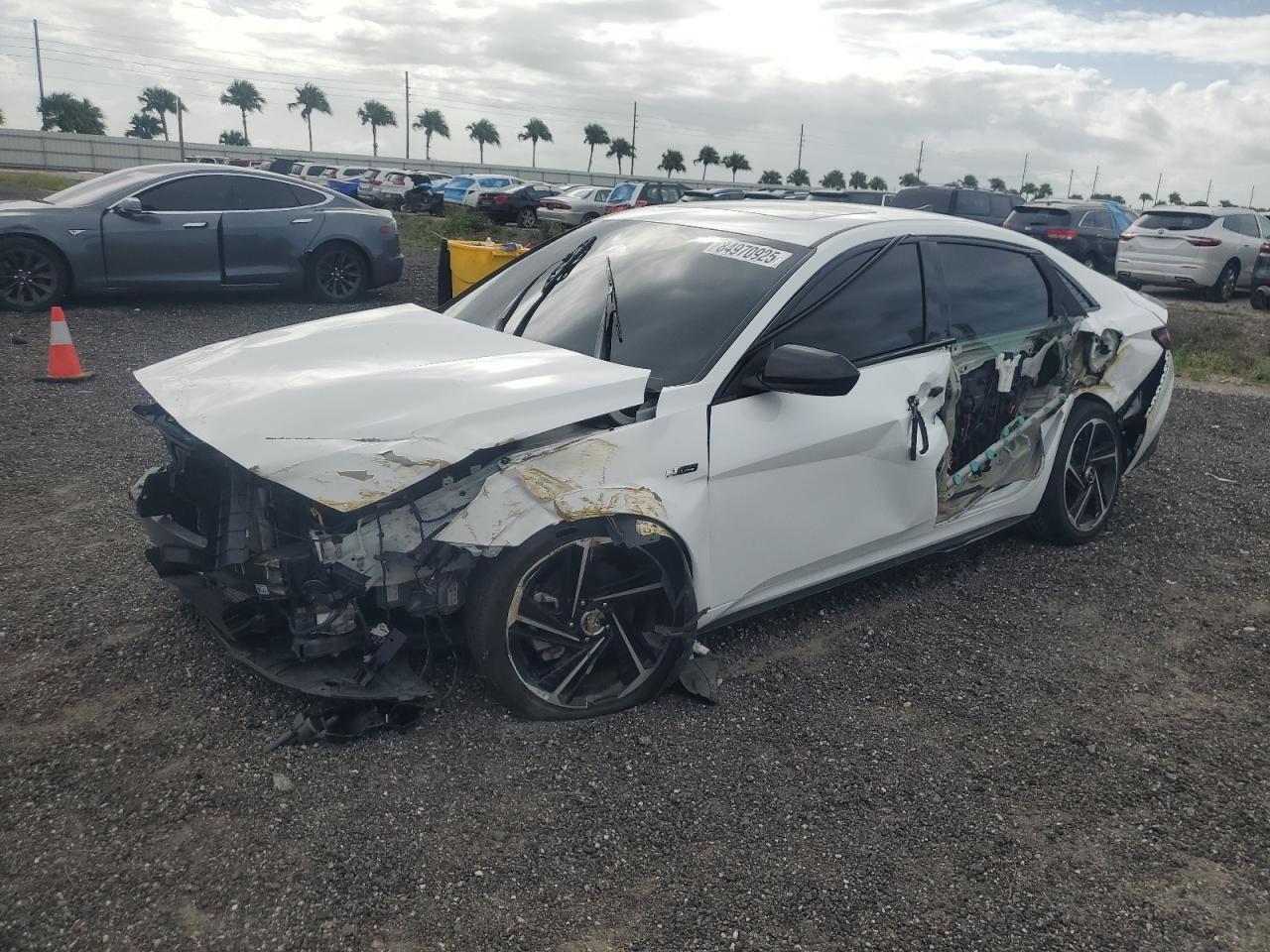 HYUNDAI ELANTRA N LINE